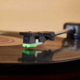 Vinylspelare i trä